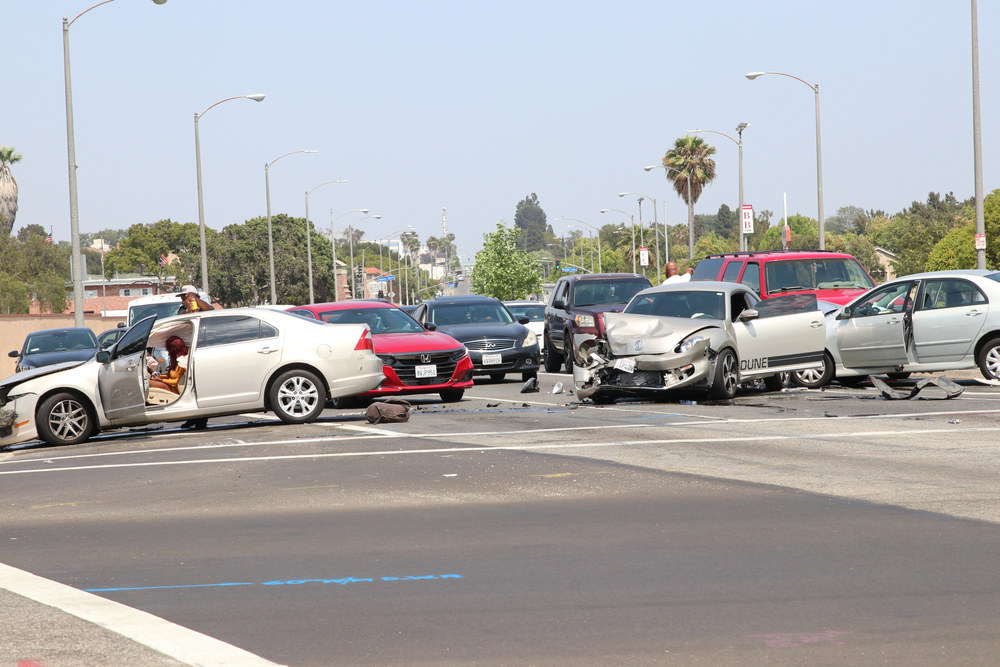 How Texting Drivers Can Cause Multi-Vehicle Accidents