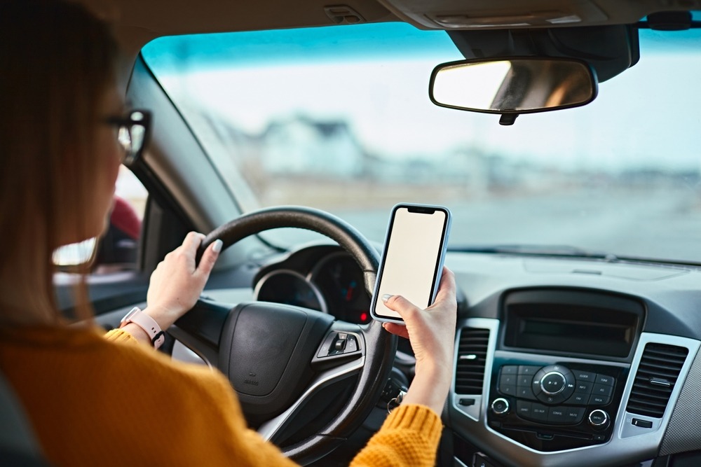 Why Texting While Driving Can Cause Traumatic Brain Injuries